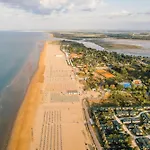 Seafront View In Bibione-beahost شقة