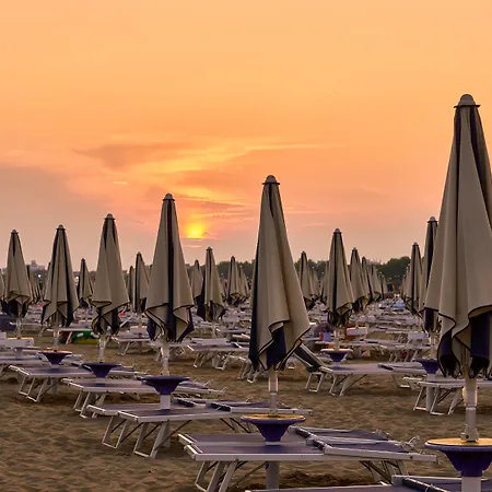 Apartament Seafront View In Bibione-beahost