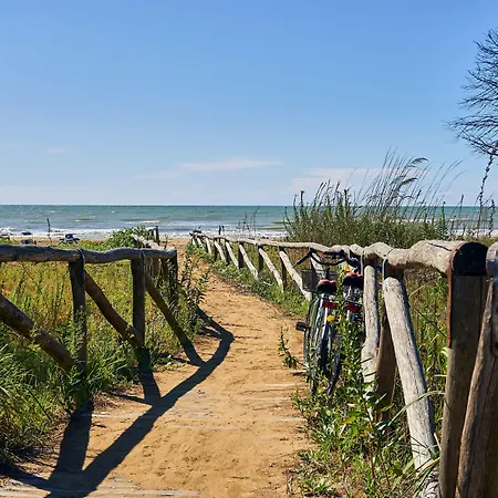 Seafront View In Bibione-beahost Apartament *