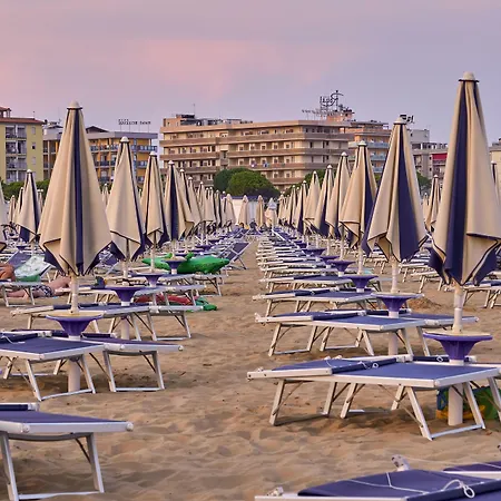 Seafront View In Bibione-beahost Apartament